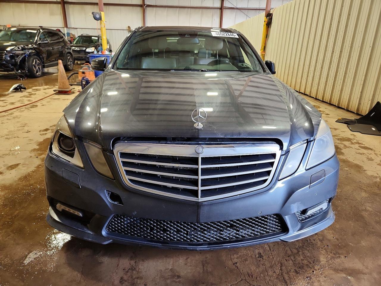 2011 MERCEDES-BENZ E 550 4MATIC photo 5