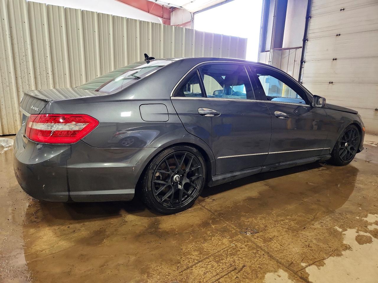2011 MERCEDES-BENZ E 550 4MATIC photo 3