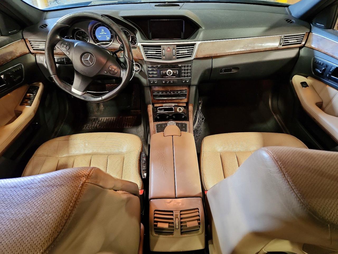 2011 MERCEDES-BENZ E 550 4MATIC photo 8