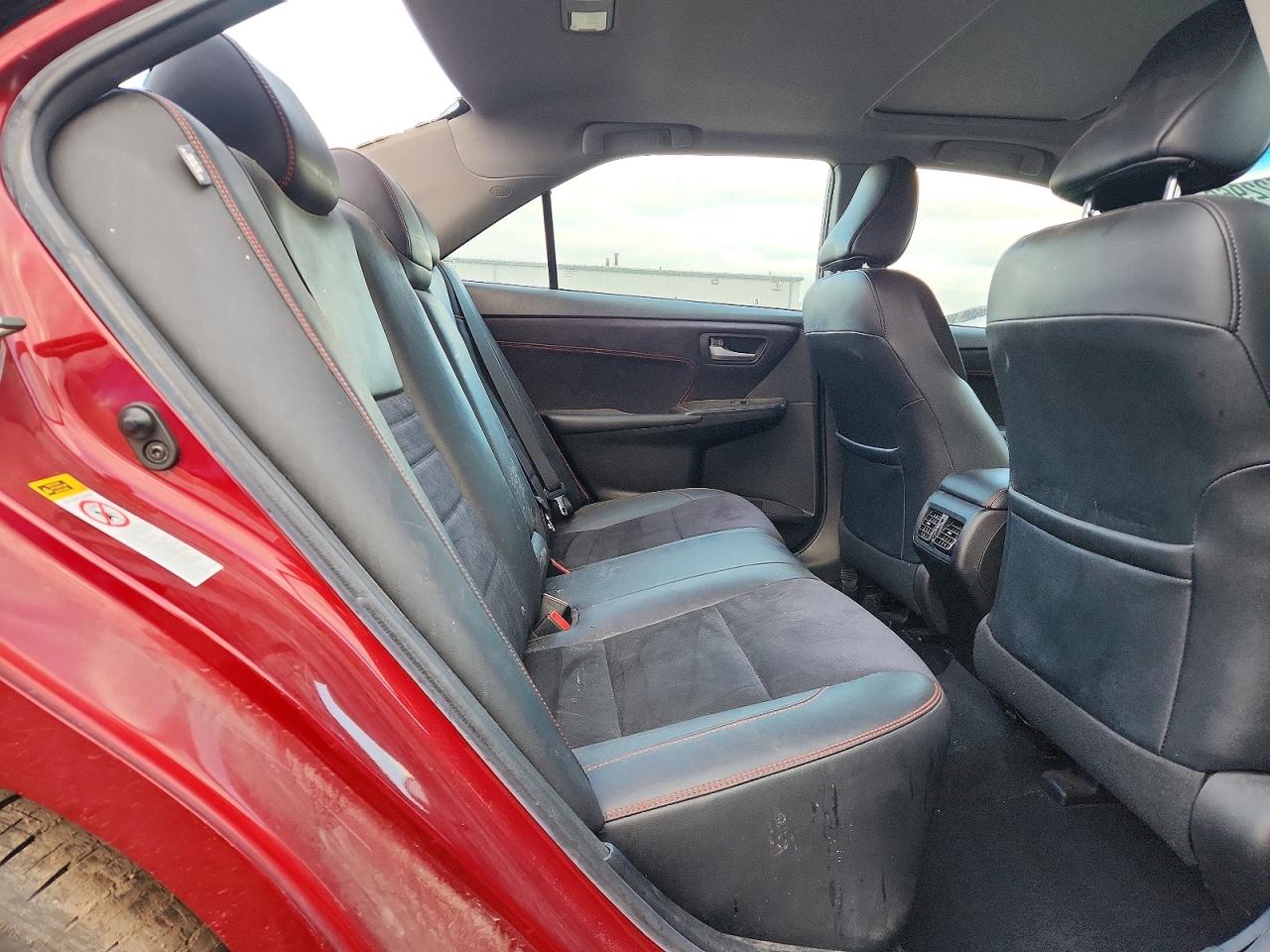 2016 TOYOTA CAMRY XSE V6 photo 10
