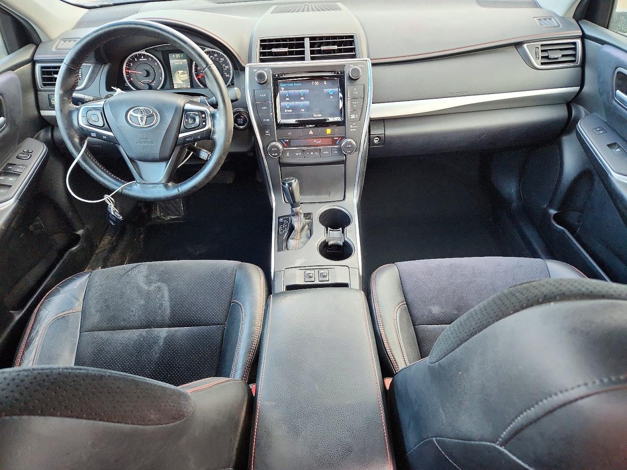 2016 TOYOTA CAMRY XSE V6 photo 8