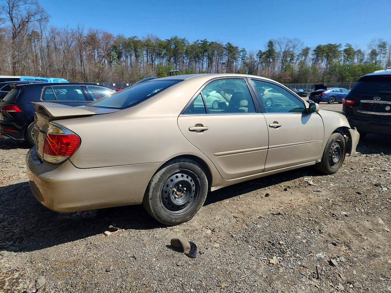 2005 TOYOTA CAMRY SE photo 7
