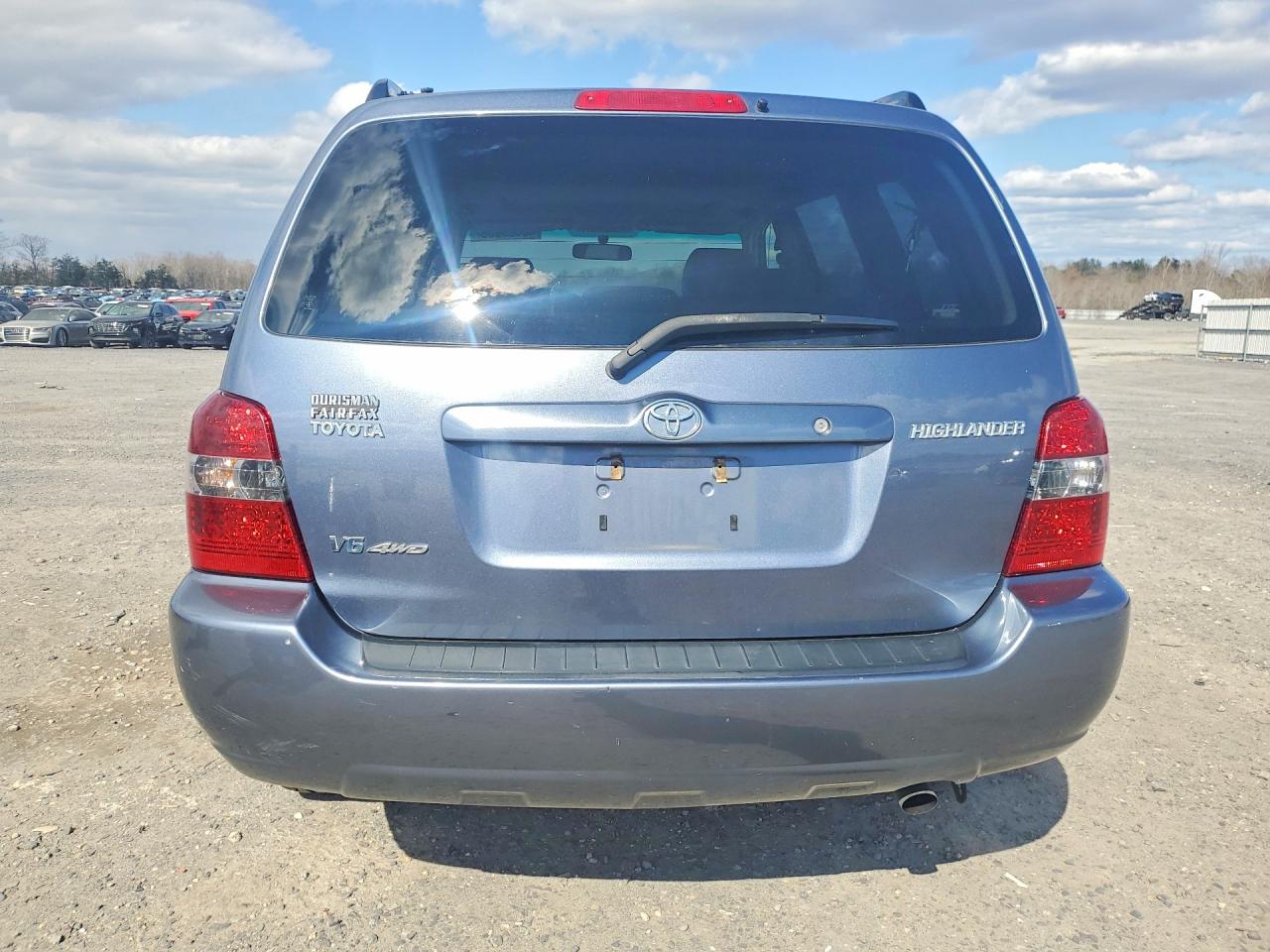 2005 TOYOTA HIGHLANDER BASE photo 11