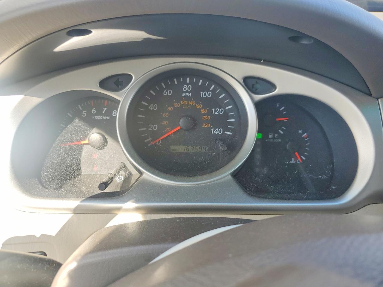 2005 TOYOTA HIGHLANDER BASE photo 17
