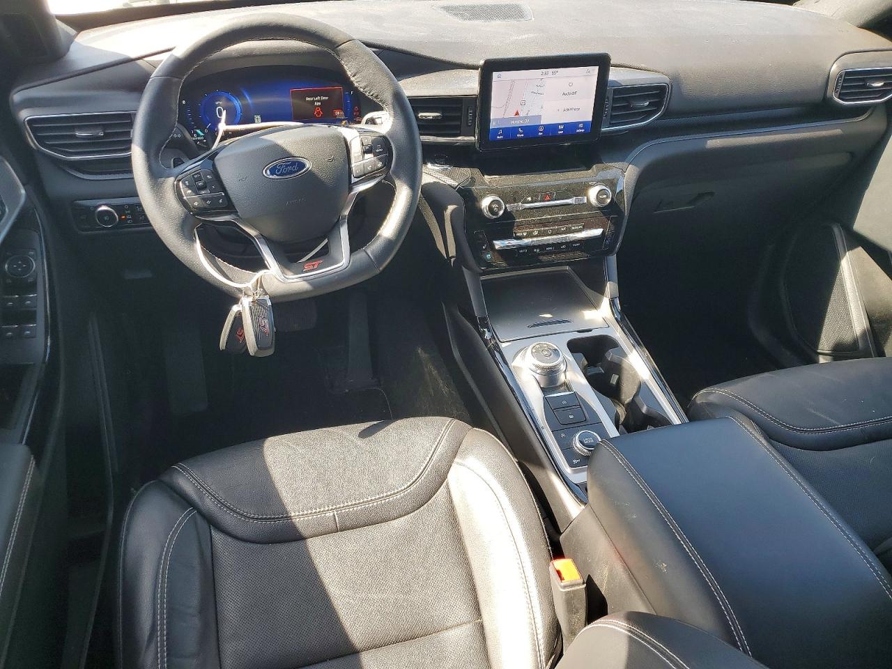 2024 FORD EXPLORER ST photo 15