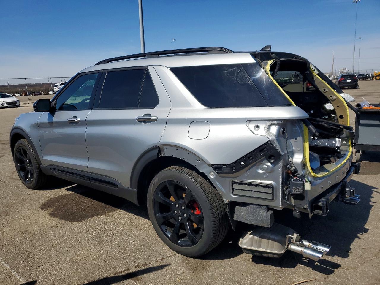 2024 FORD EXPLORER ST photo 3