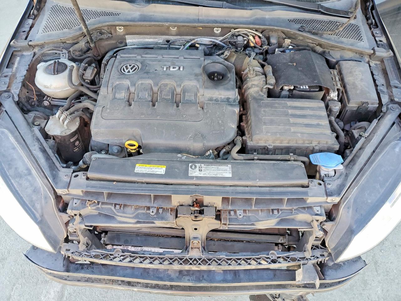 2015 VOLKSWAGEN GOLF SPORTWAGEN TDI S photo 21
