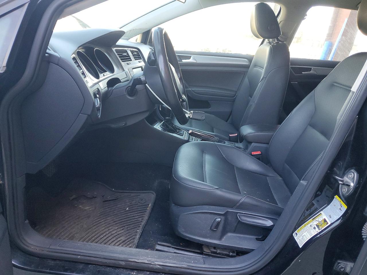 2015 VOLKSWAGEN GOLF SPORTWAGEN TDI S photo 13