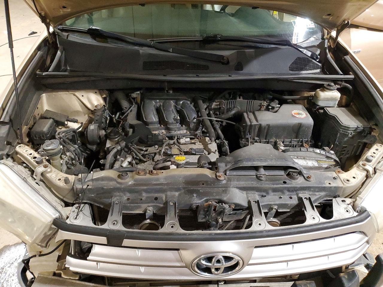 2011 TOYOTA HIGHLANDER photo 12