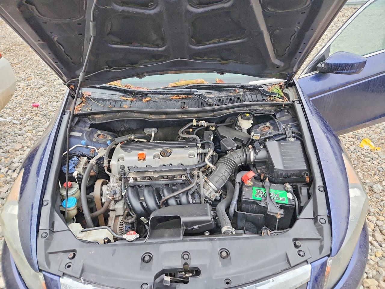 2012 HONDA ACCORD LX photo 11