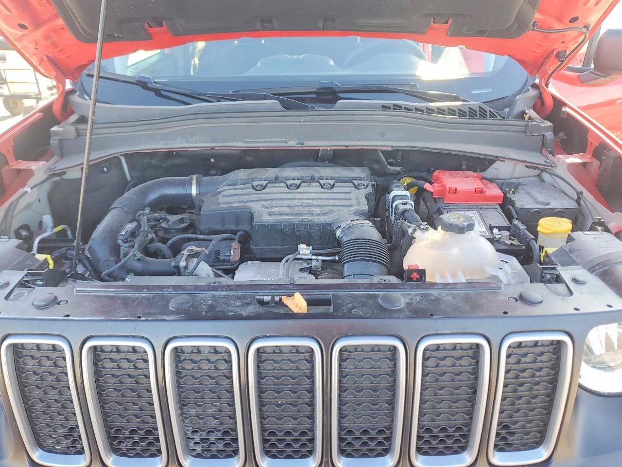 2023 JEEP RENEGADE LATITUDE photo 23