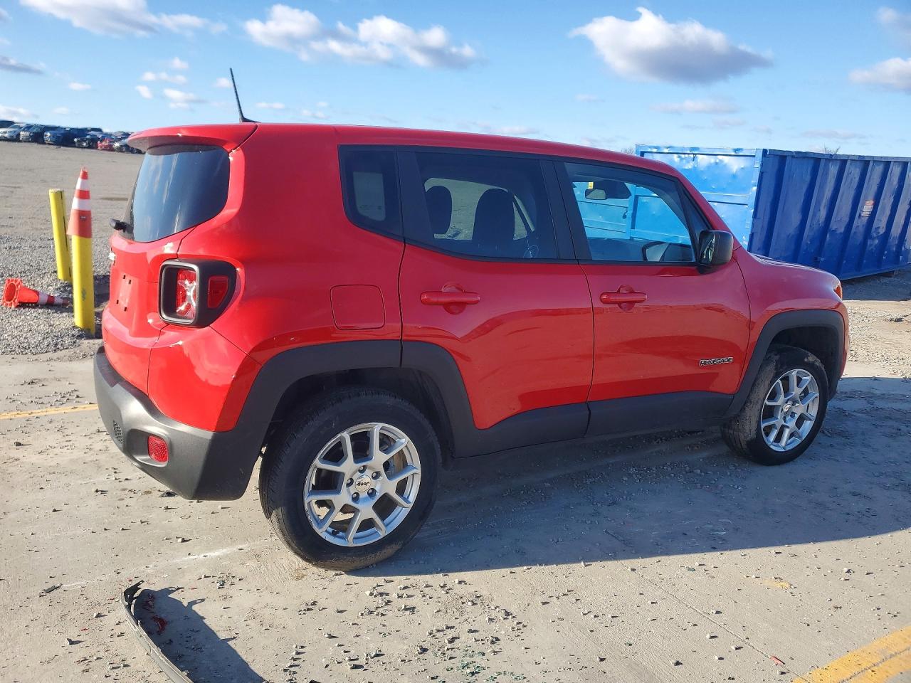 2023 JEEP RENEGADE LATITUDE photo 5