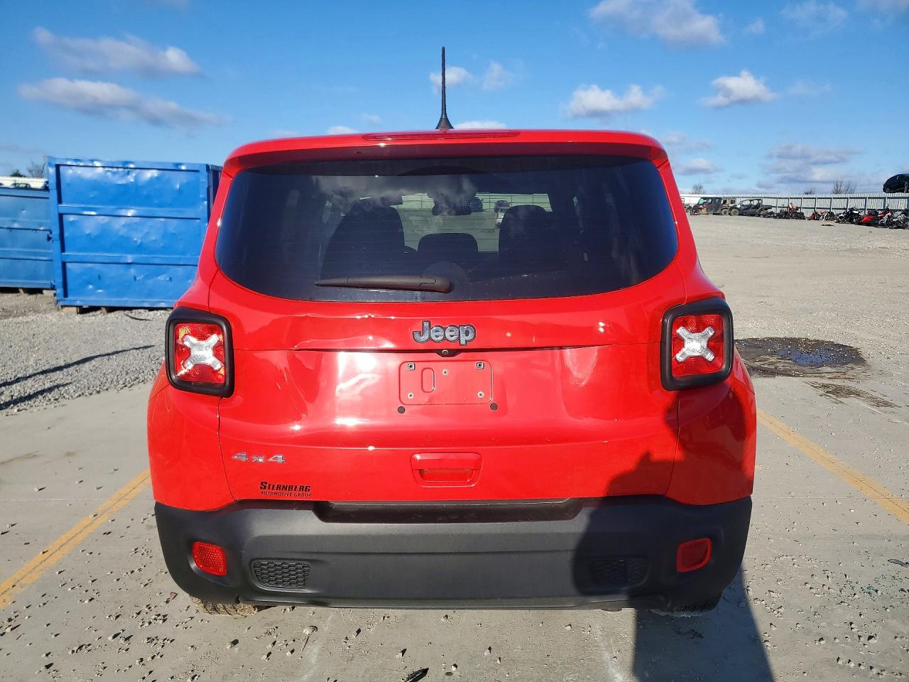2023 JEEP RENEGADE LATITUDE photo 11