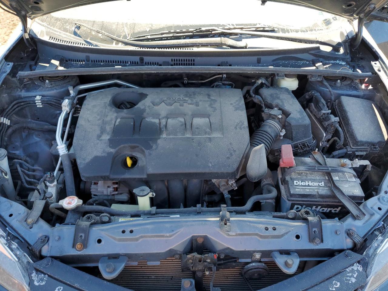2017 TOYOTA COROLLA LE photo 11