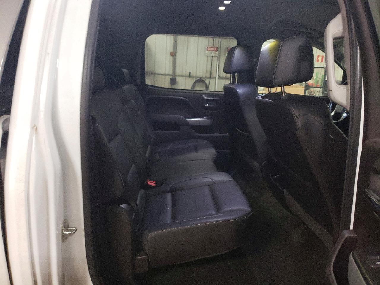2017 CHEVROLET SILVERADO K3500 LTZ photo 19