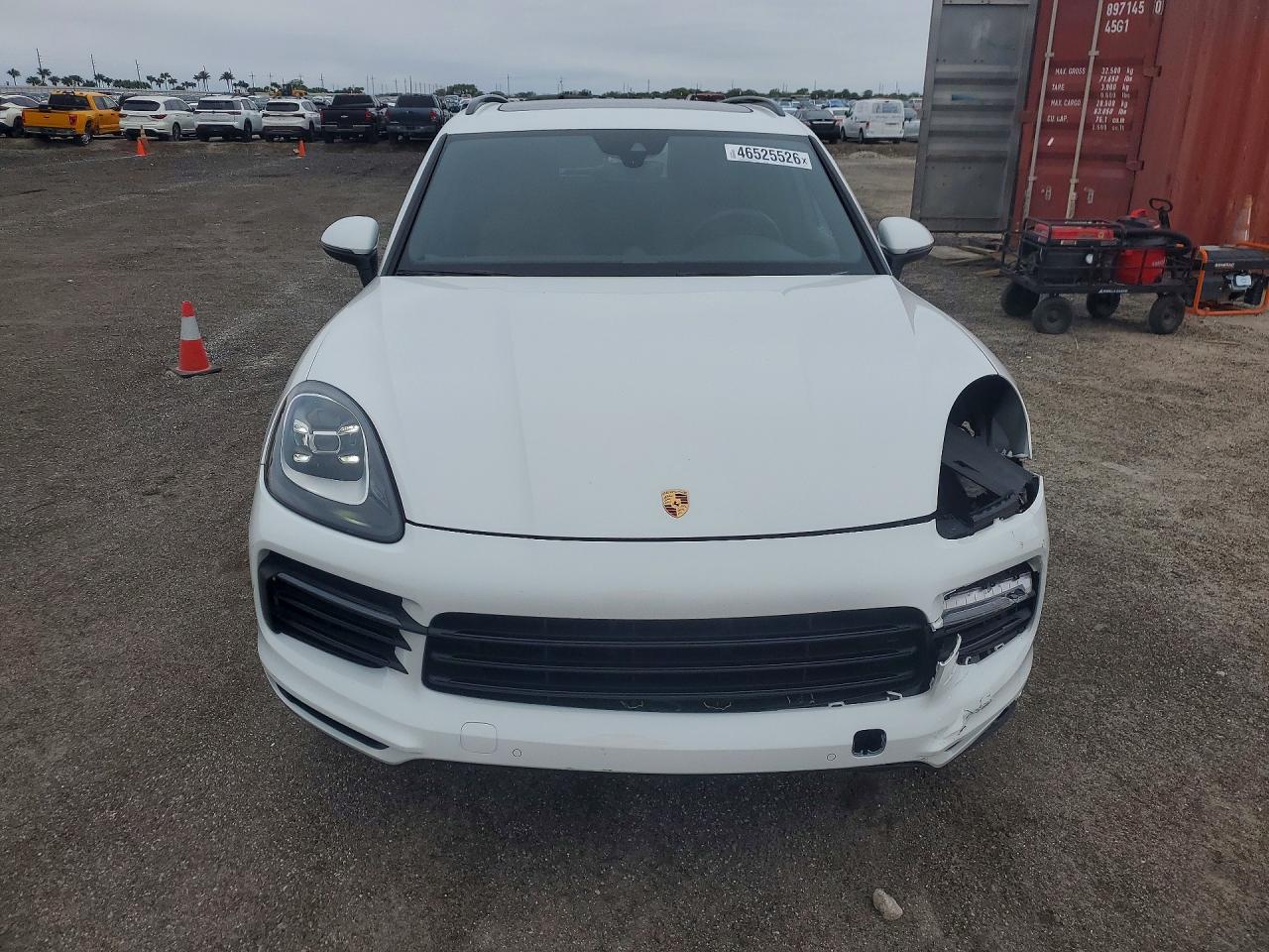 2020 PORSCHE CAYENNE photo 9