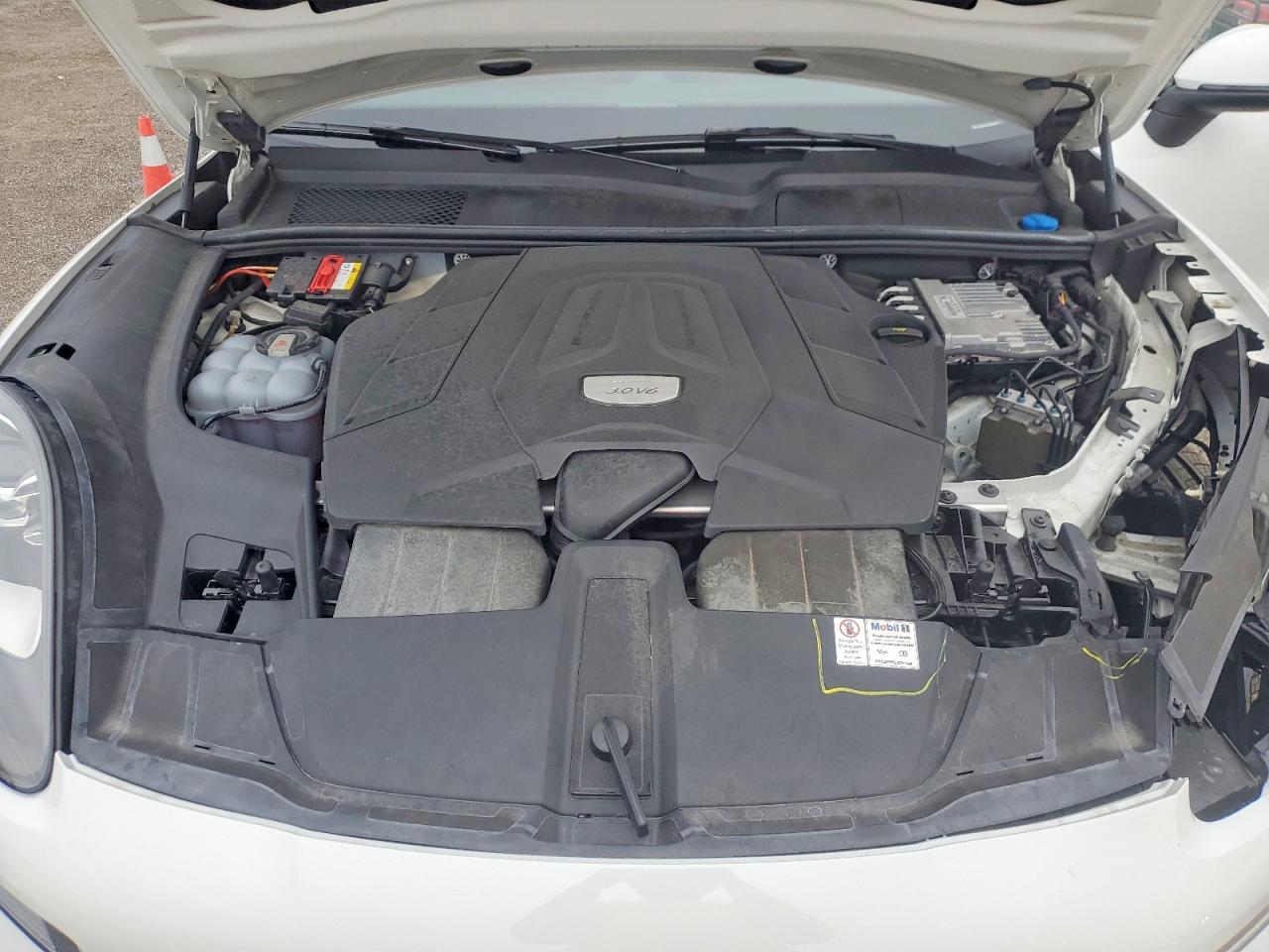 2020 PORSCHE CAYENNE photo 23