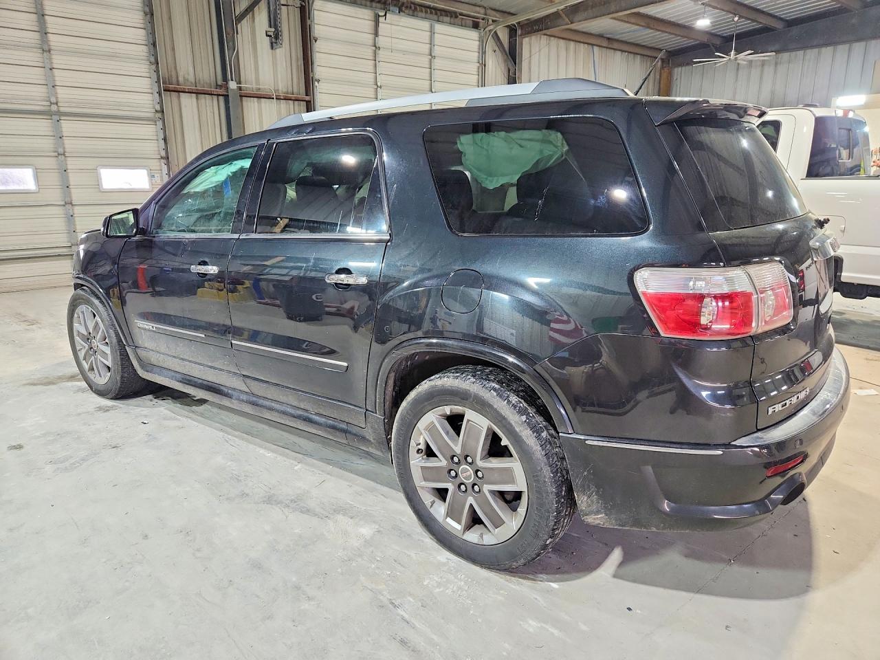 2011 GMC ACADIA DENALI photo 2