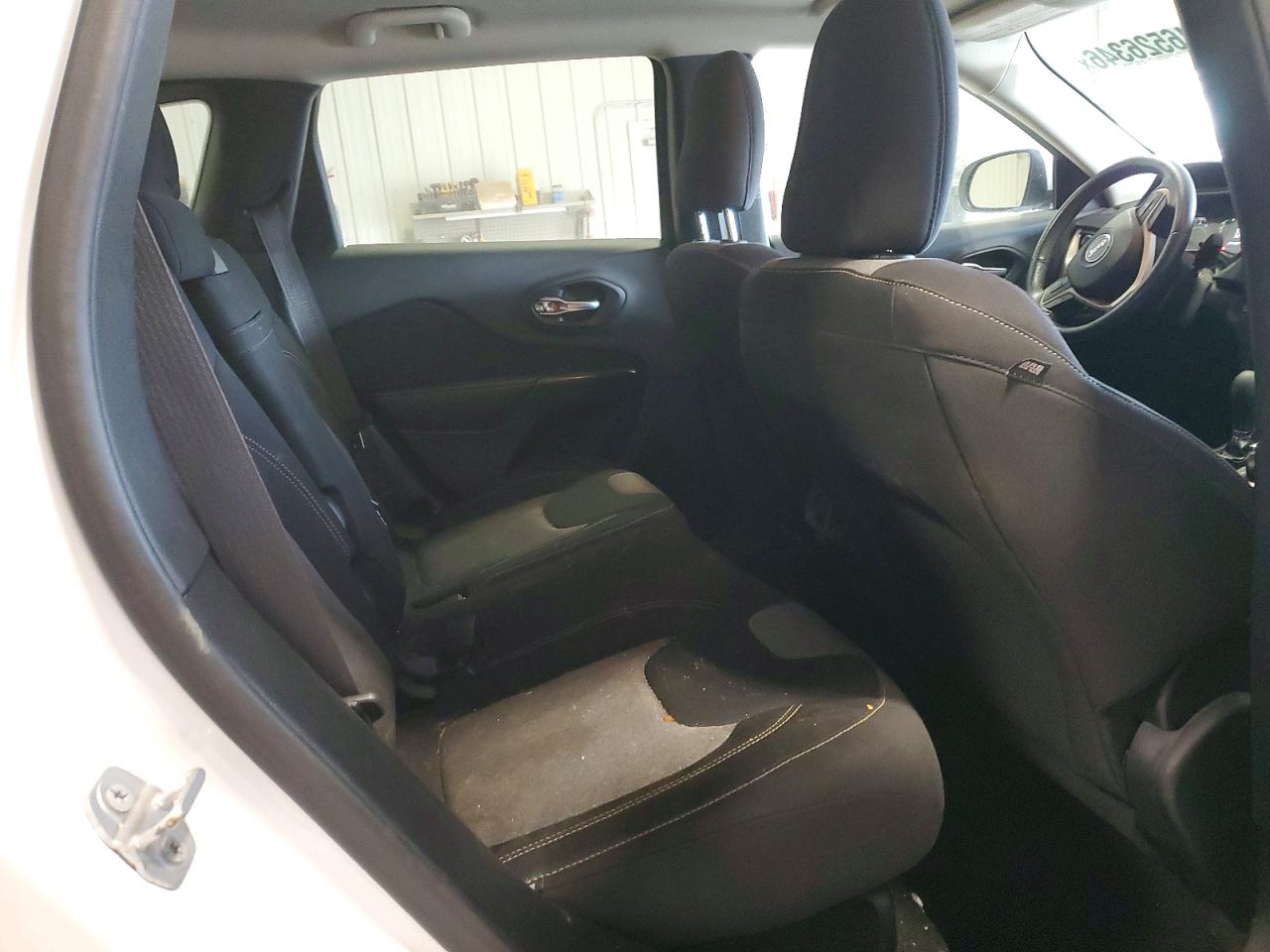 2014 JEEP CHEROKEE LATITUDE photo 21