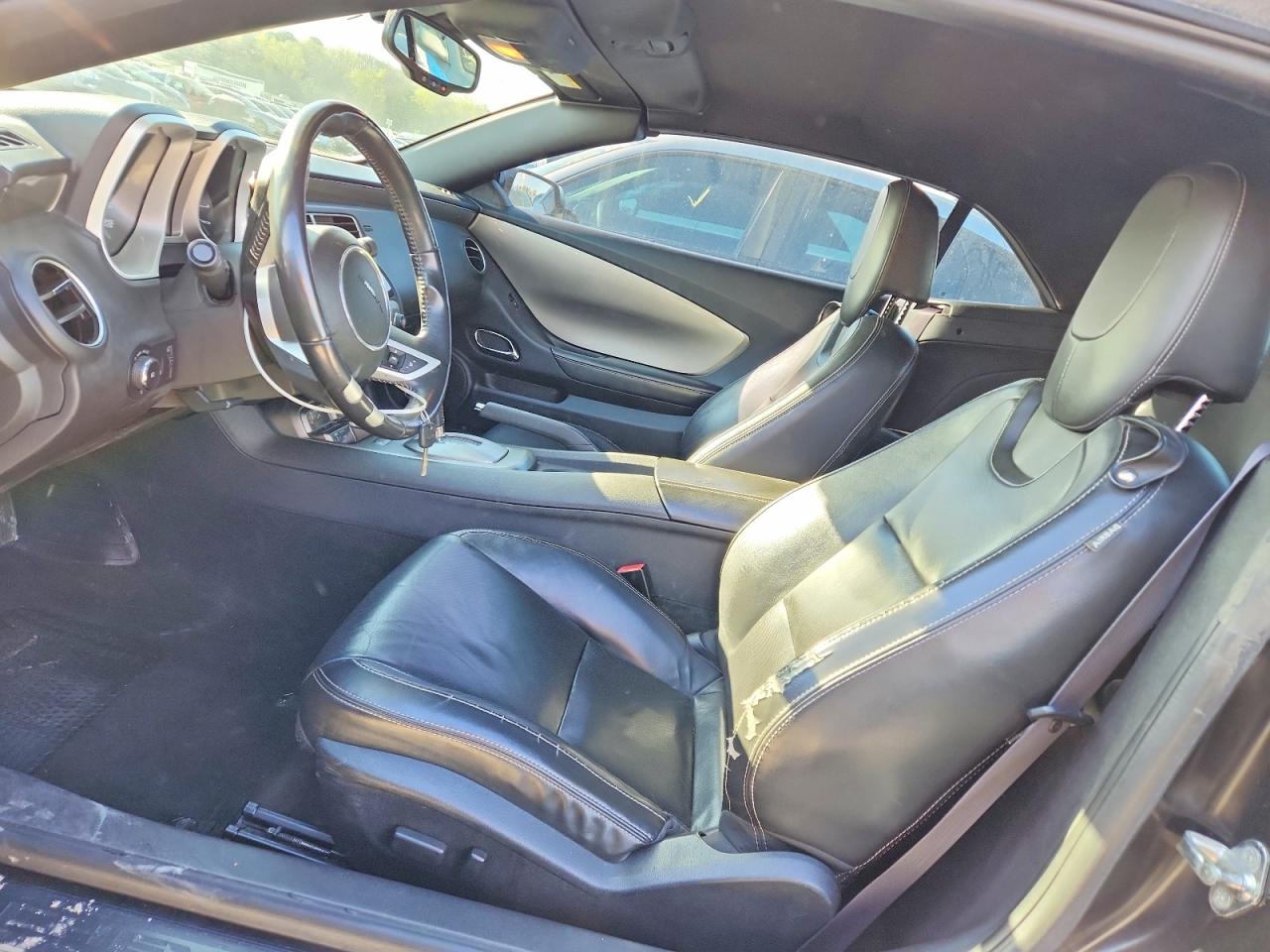 2011 CHEVROLET CAMARO LT photo 13