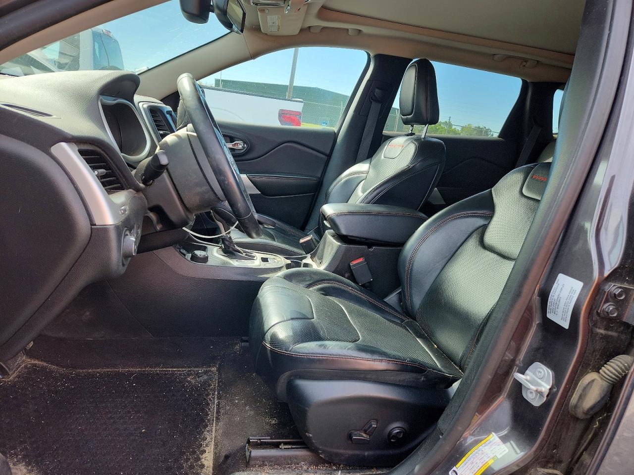 2017 JEEP CHEROKEE TRAILHAWK photo 19