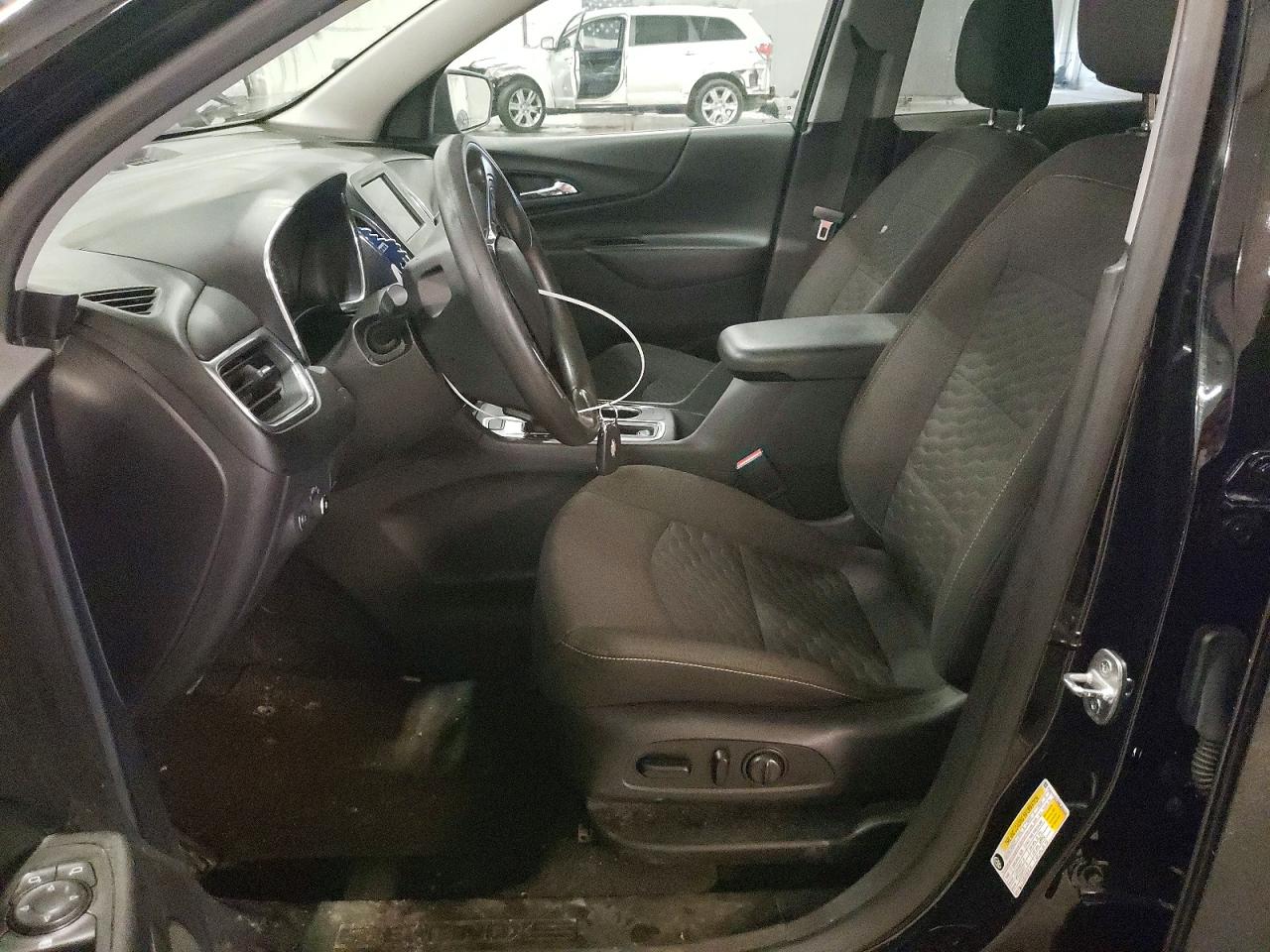2021 CHEVROLET EQUINOX LT photo 13