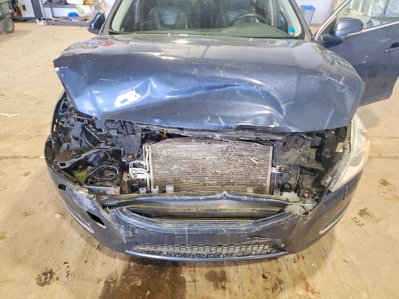 2012 VOLVO S60 T5 photo 41