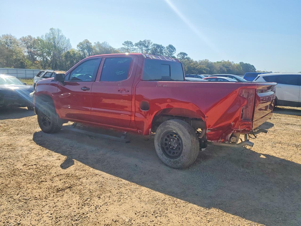 2025 CHEVROLET SILVERADO K1500 LT TRAIL BOSS photo 3