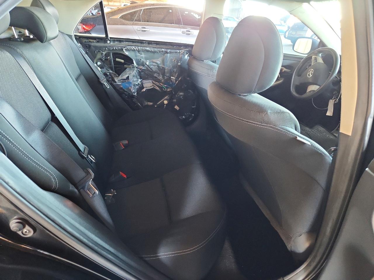 2012 TOYOTA COROLLA S photo 19