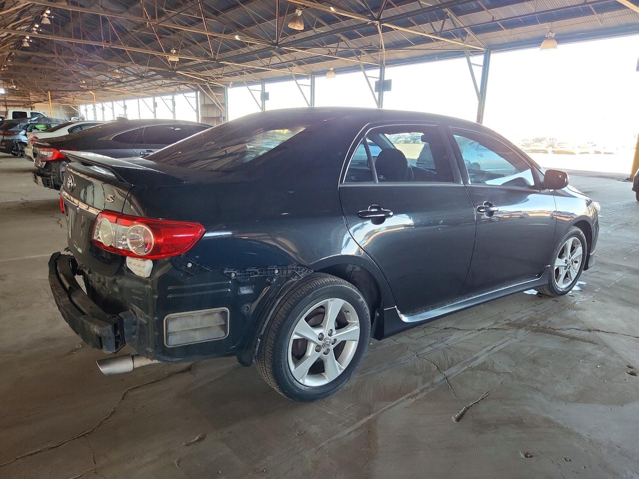 2012 TOYOTA COROLLA S photo 5