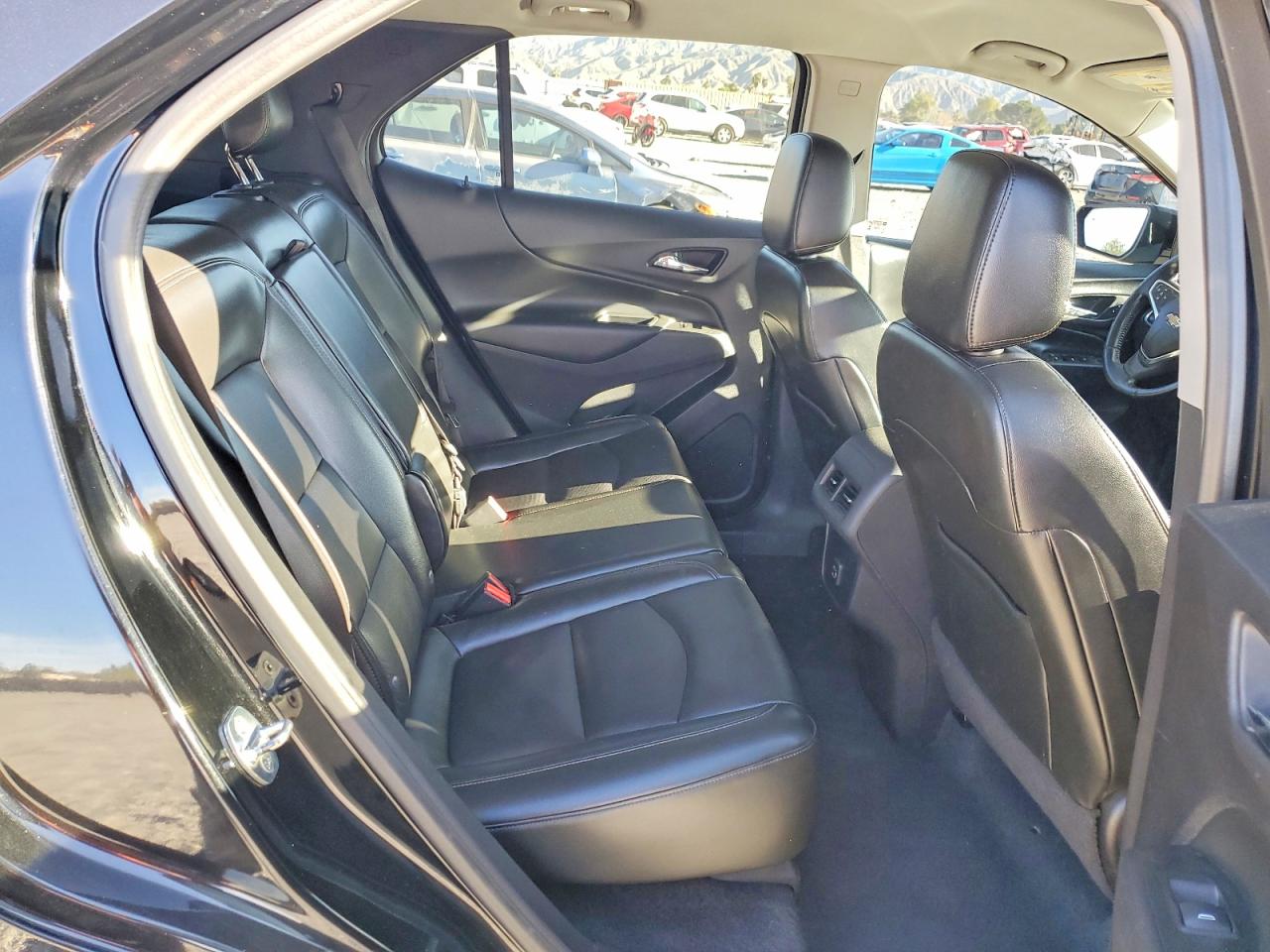 2020 CHEVROLET EQUINOX LT photo 11