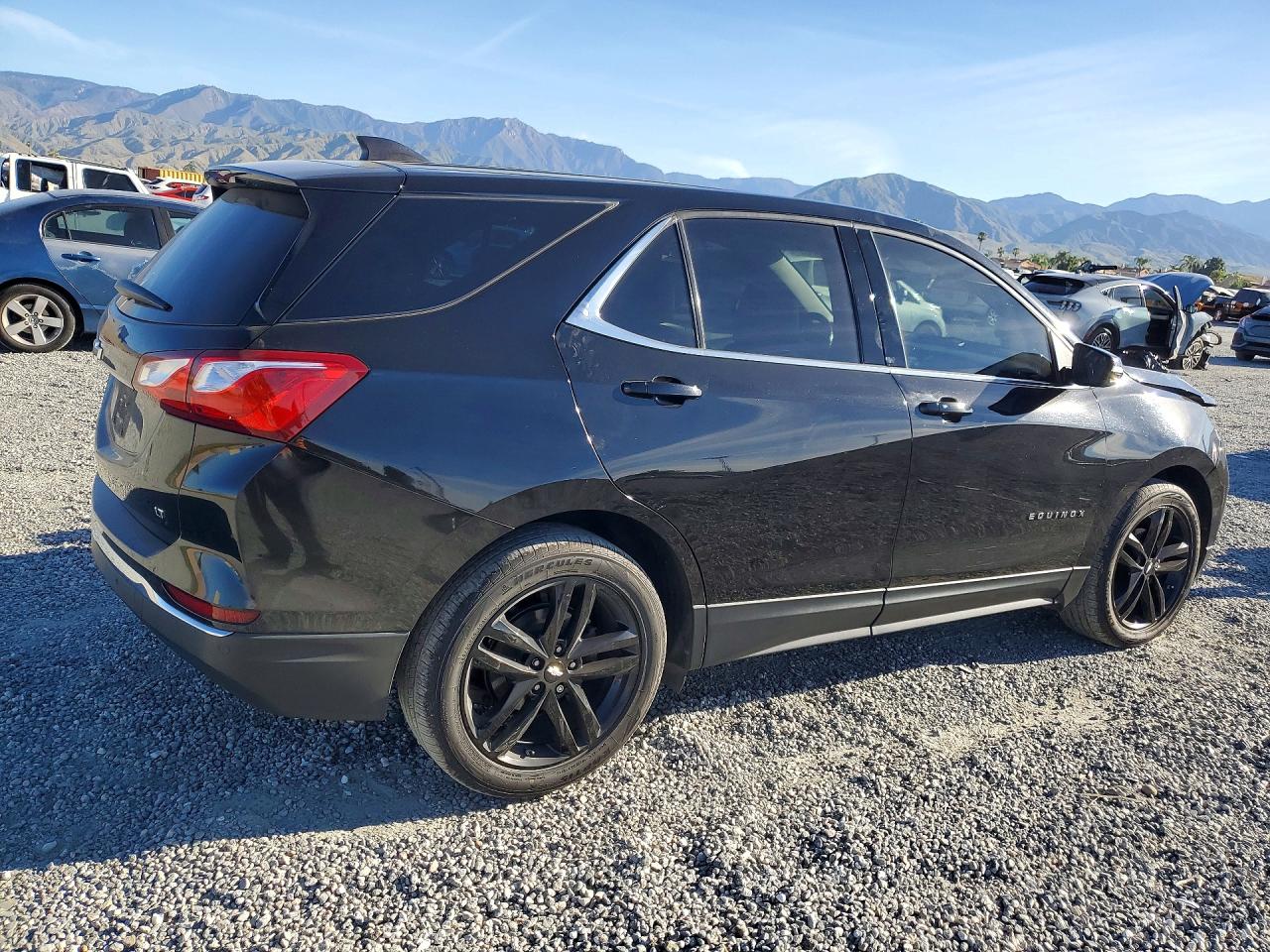 2020 CHEVROLET EQUINOX LT photo 3