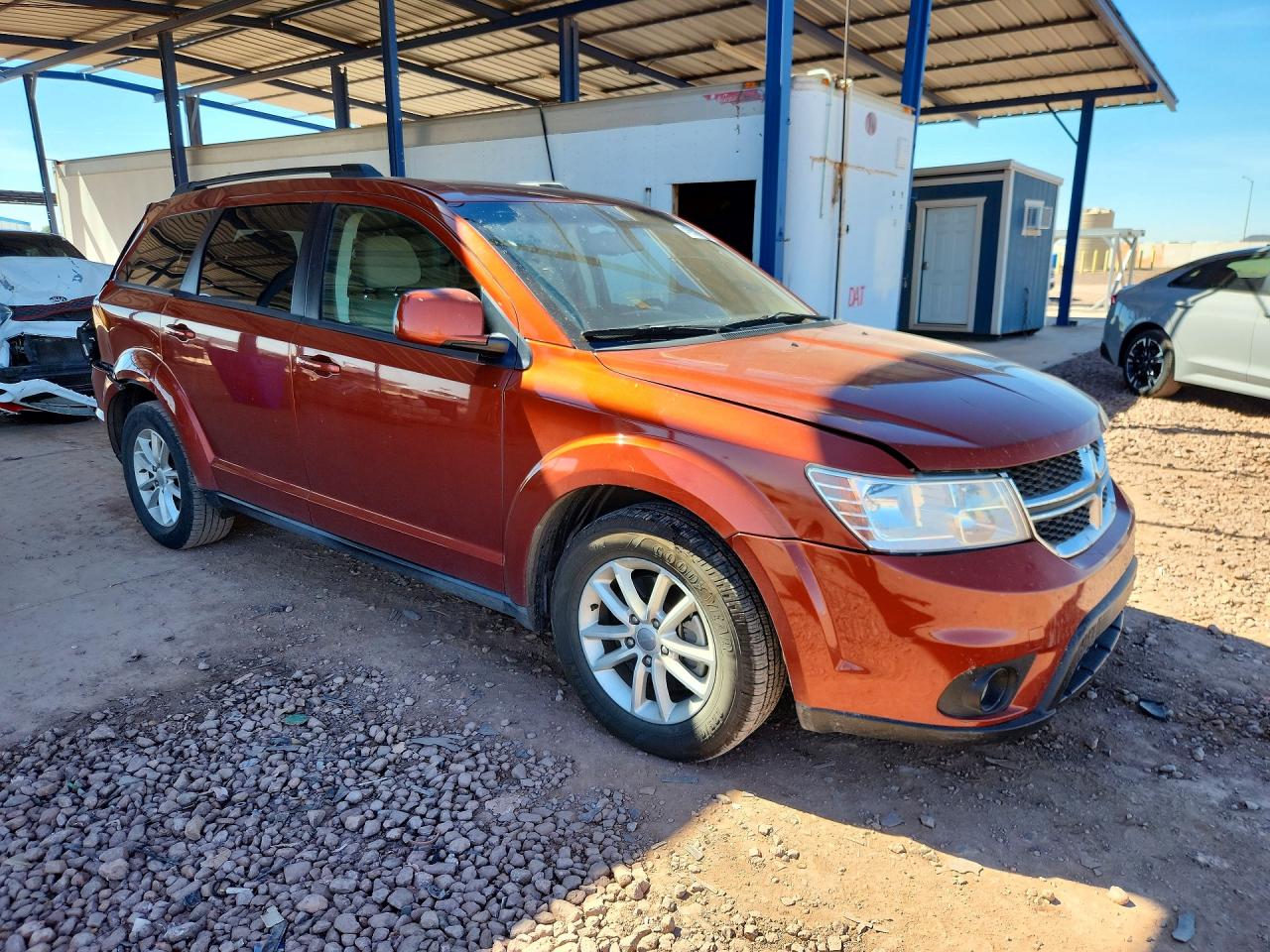2014 DODGE JOURNEY SXT photo 7