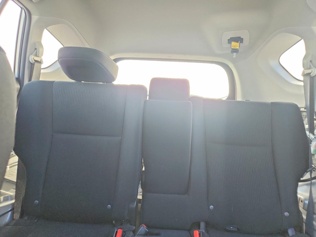 2016 TOYOTA RAV4 LE photo 10