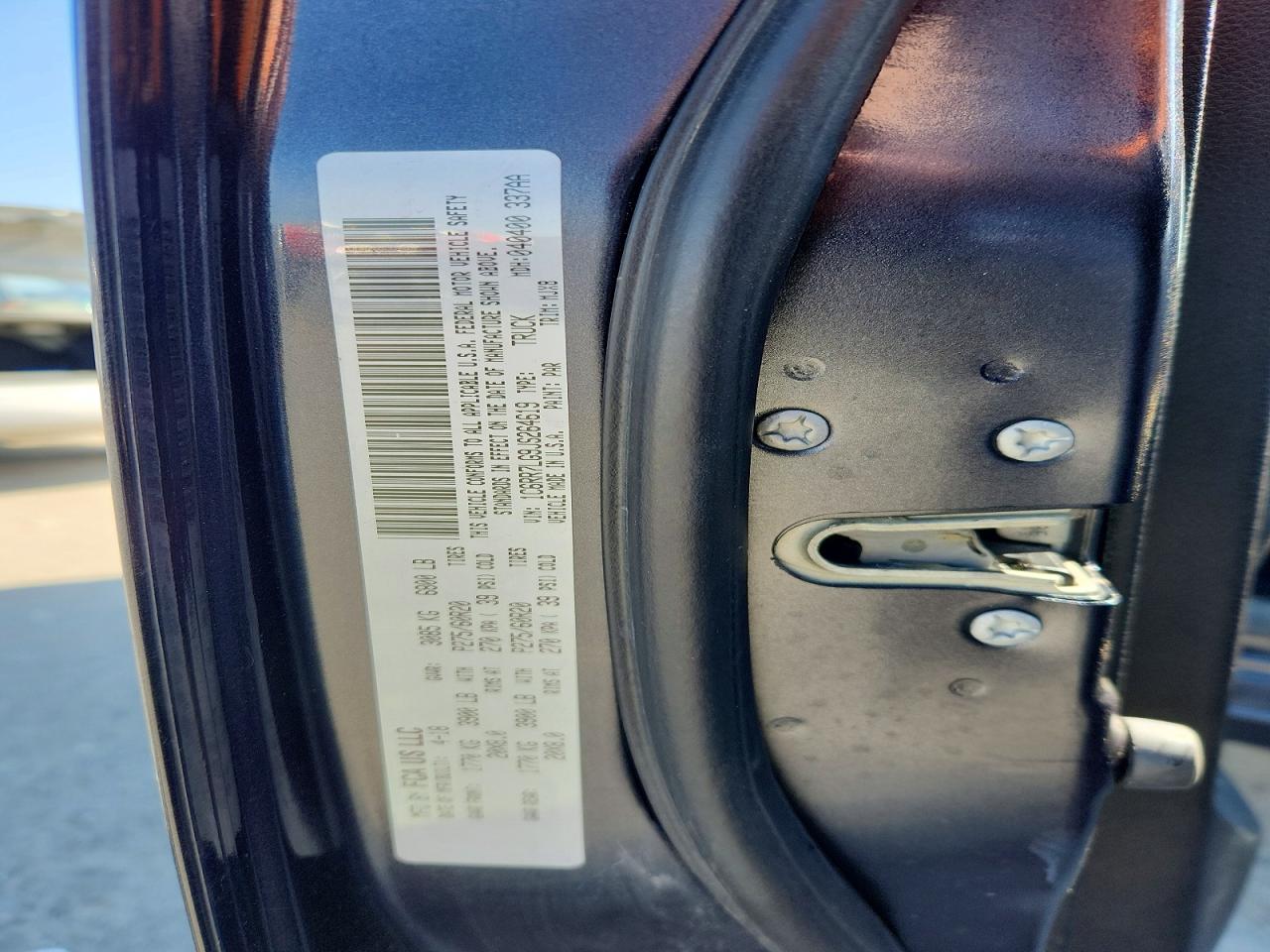 2018 RAM 1500 SLT photo 23