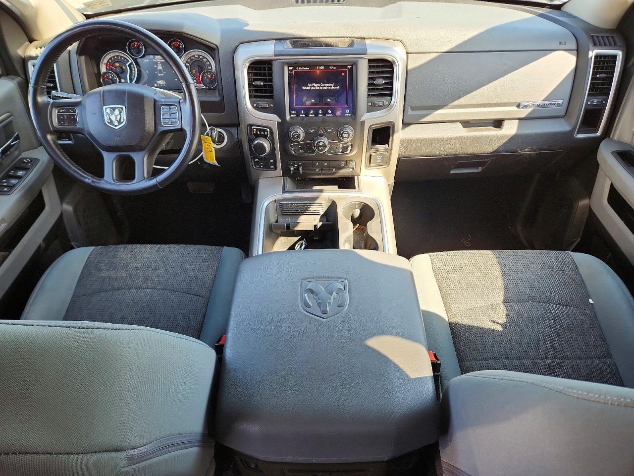 2018 RAM 1500 SLT photo 15