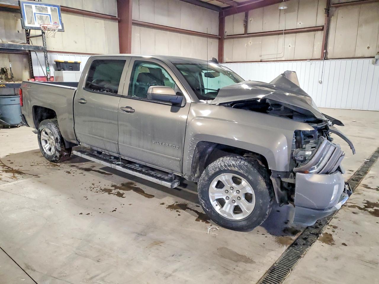 2017 CHEVROLET SILVERADO K1500 LT photo 10