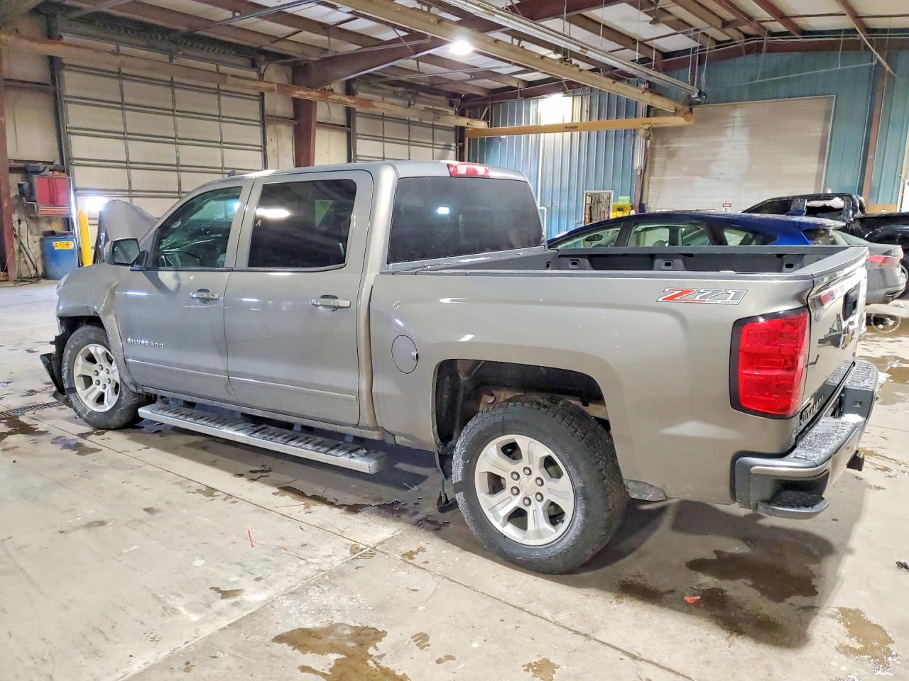 2017 CHEVROLET SILVERADO K1500 LT photo 4
