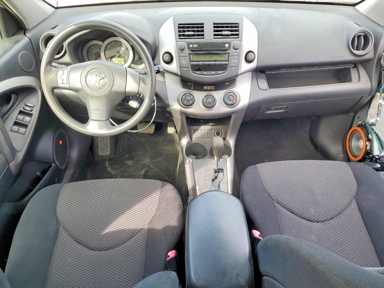 2006 TOYOTA RAV4 SPORT photo 8