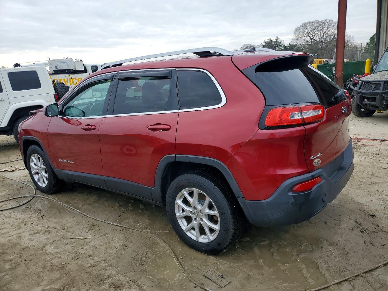 2015 JEEP CHEROKEE LATITUDE photo 3