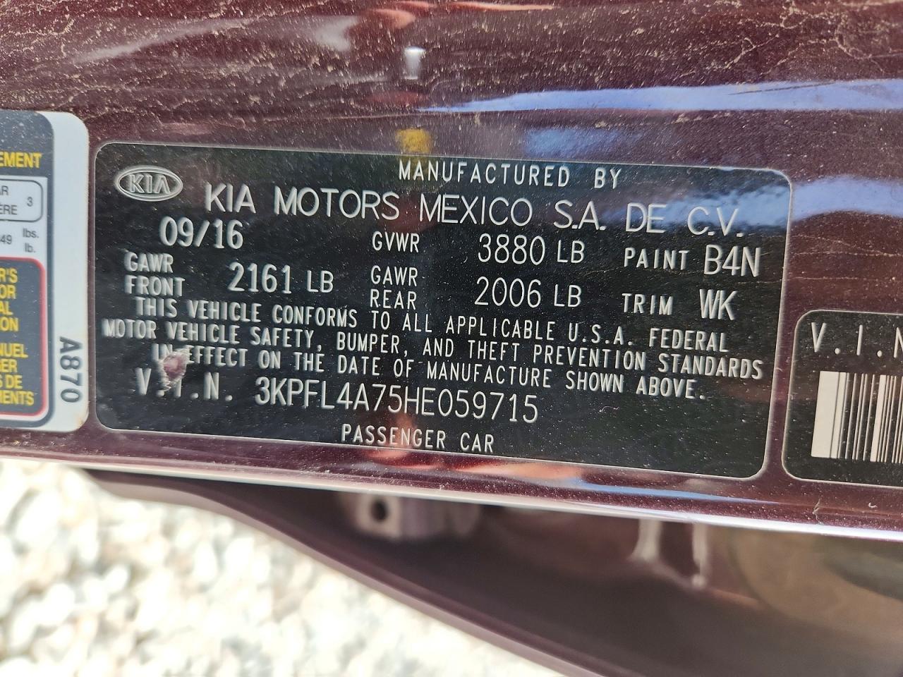2017 KIA FORTE LX photo 12