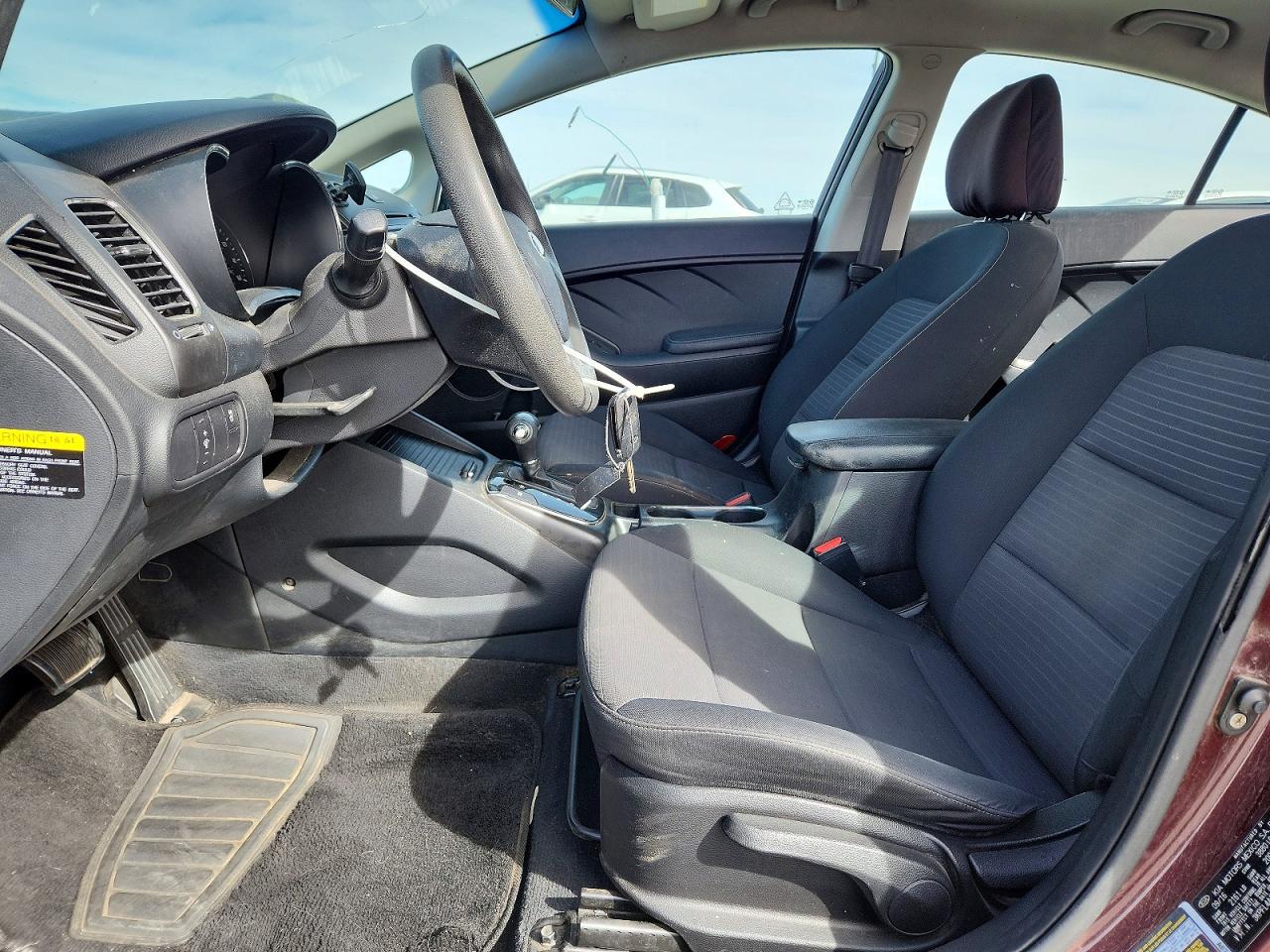 2017 KIA FORTE LX photo 7