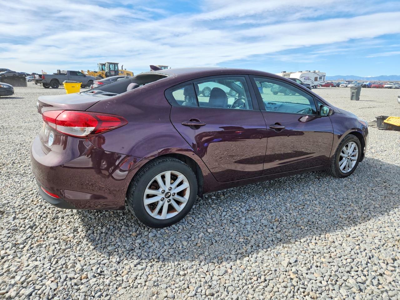 2017 KIA FORTE LX photo 3