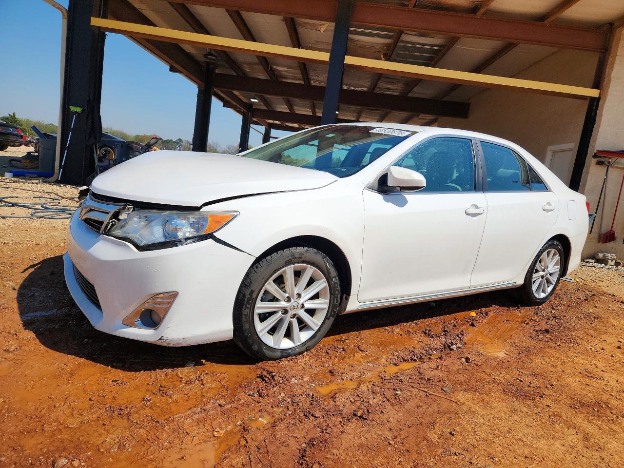 2014 TOYOTA CAMRY
