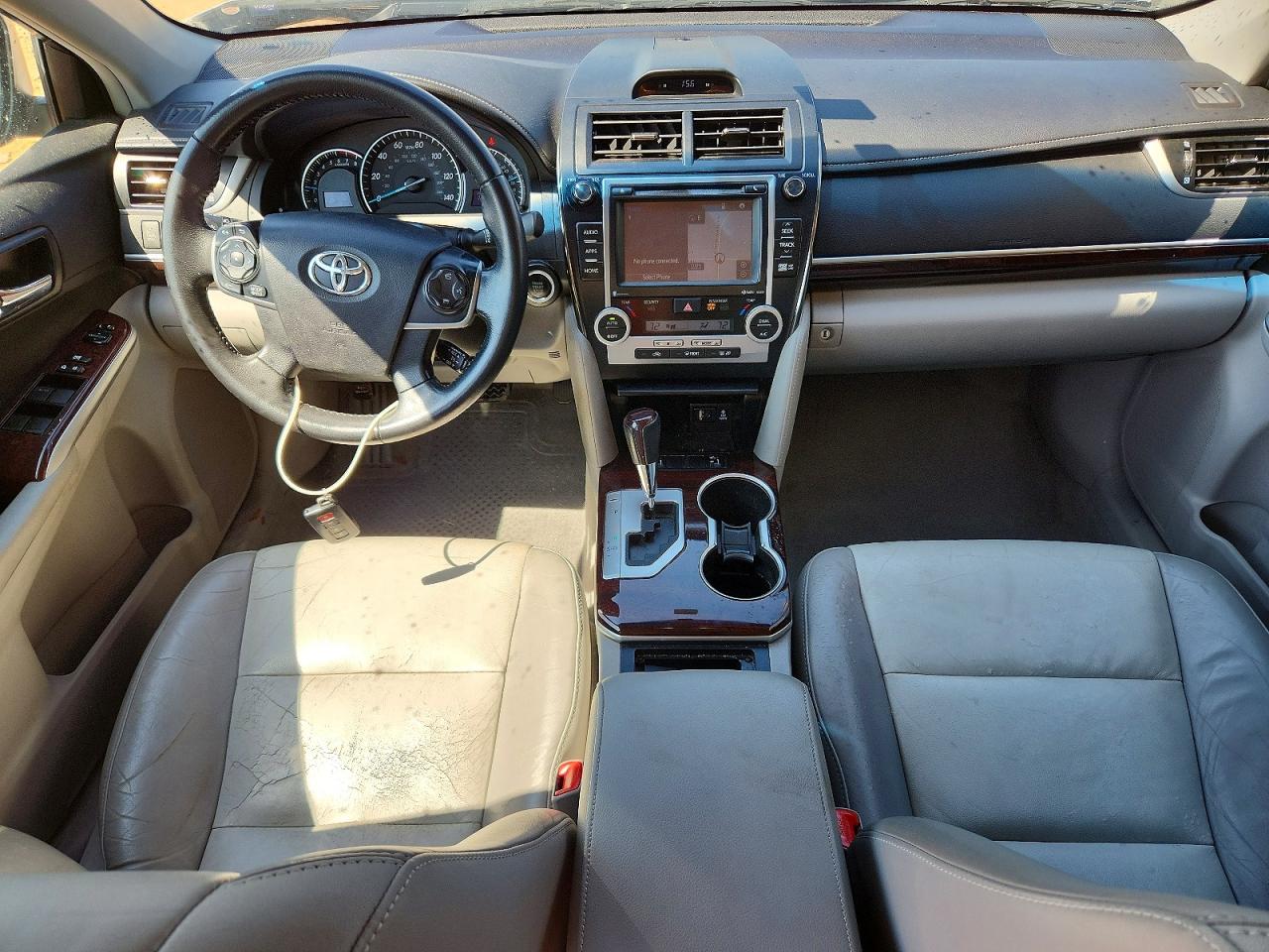 2014 TOYOTA CAMRY XLE V6 photo 15