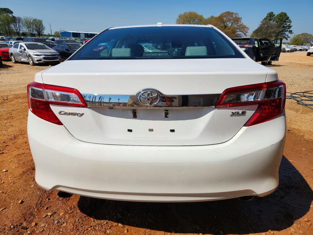 2014 TOYOTA CAMRY XLE V6 photo 11