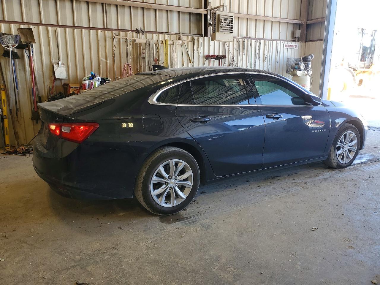 2023 CHEVROLET MALIBU LT photo 5