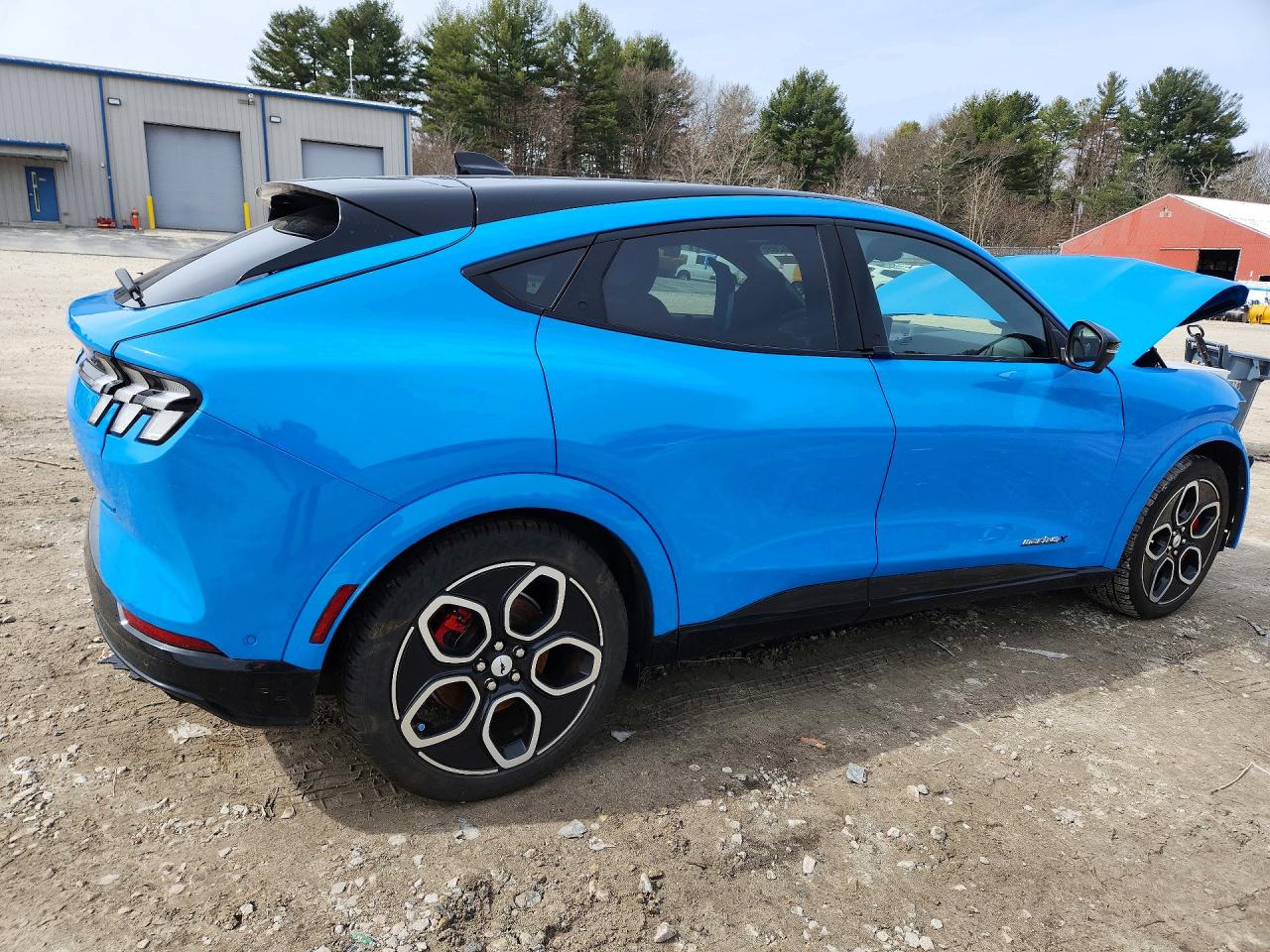 2022 FORD MUSTANG MACH-E GT photo 5