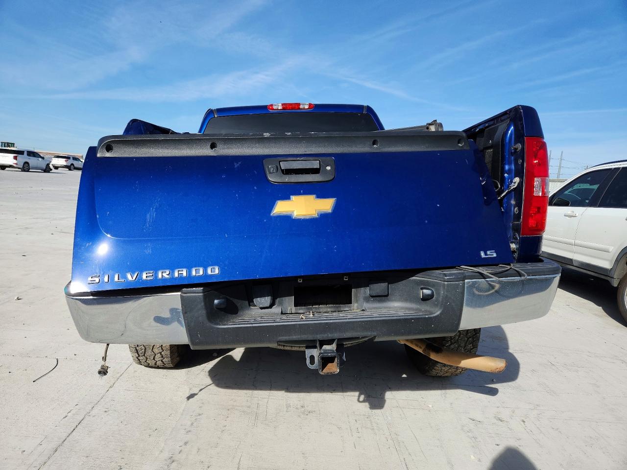 2013 CHEVROLET SILVERADO C1500 LS photo 11