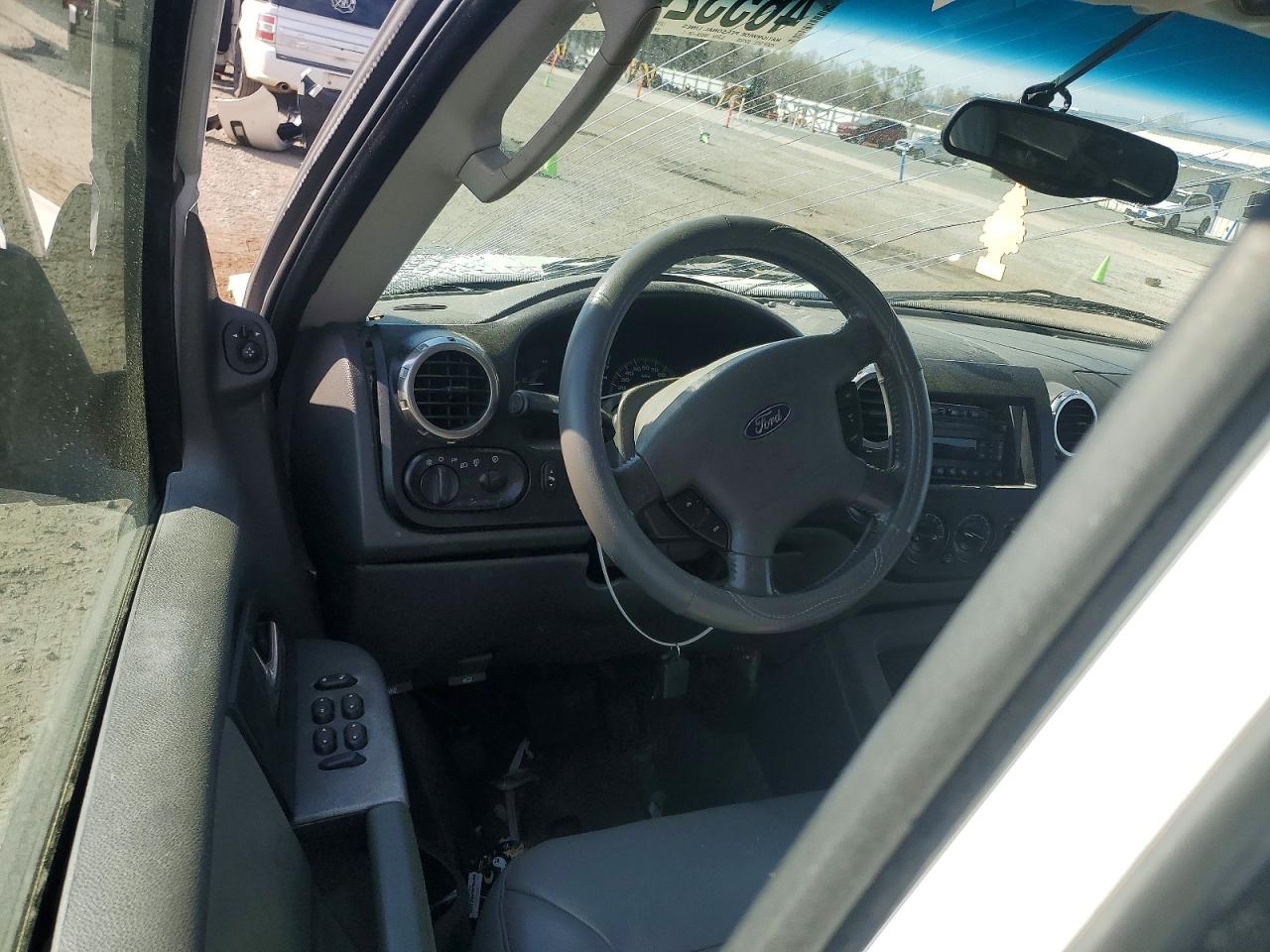 2003 FORD EXPEDITION XLT photo 15